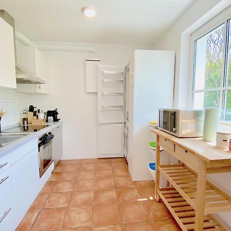 Snug Stays I 3 Zimmer Design Apartment Am See Mit Garten I Home Office I Highspeed Wifi Вайслінг Екстер'єр фото